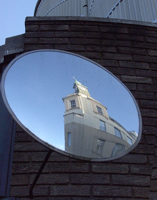Brew_Wellington_Tower_Mirror