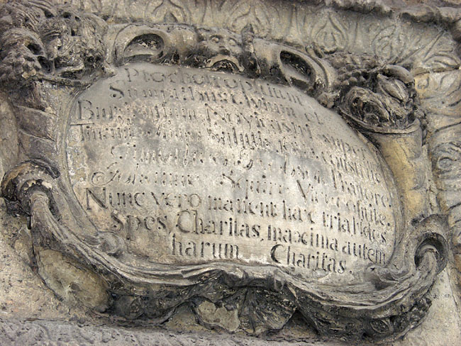 Hjes_Plaque_Below_01